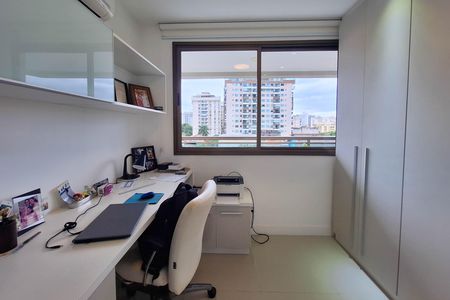 Apartamento à venda com 119m², 3 quartos e 2 vagas Apartamento à venda com 119m², 3 quartos e 2 vagasSuíte 2
