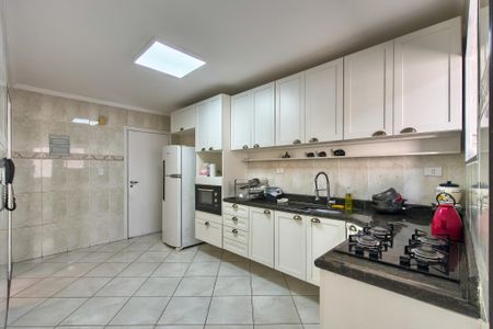 Apartamento para alugar com 124m², 3 quartos e 1 vagaCozinha 