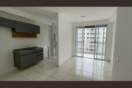 Sala de apartamento para alugar com 3 quartos, 60m² em Barra Olímpica, Rio de Janeiro