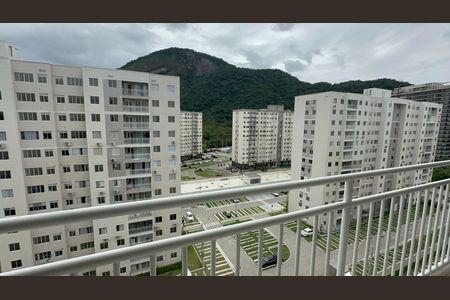 Apartamento para alugar com 60m², 3 quartos e 1 vaga Apartamento para alugar com 60m², 3 quartos e 1 vagaVaranda