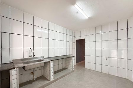Casa para alugar com 230m², 2 quartos e 4 vagas Casa para alugar com 230m², 2 quartos e 4 vagasCozinha