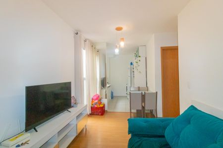 Sala de apartamento à venda com 2 quartos, 40m² em Igara, Canoas
