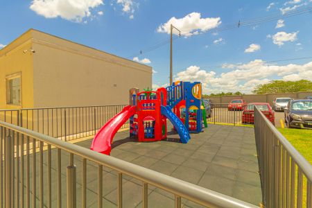 Apartamento à venda com 40m², 2 quartos e 1 vaga Apartamento à venda com 40m², 2 quartos e 1 vagaÁrea comum - Playground