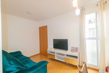 Sala de apartamento à venda com 2 quartos, 40m² em Igara, Canoas