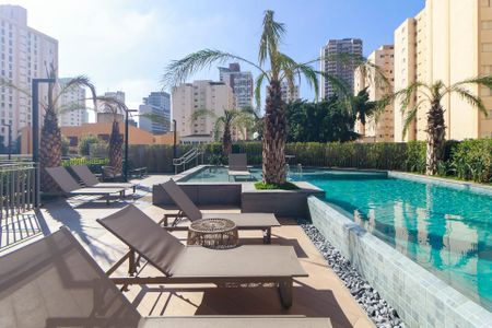 Apartamento à venda com 92m², 2 quartos e 2 vagas Apartamento à venda com 92m², 2 quartos e 2 vagasPiscina