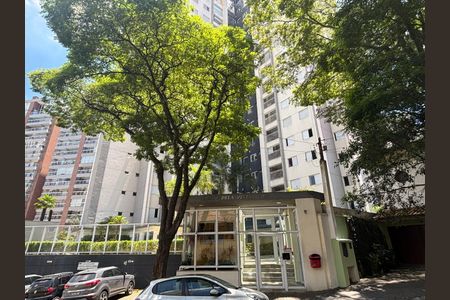 Apartamento para alugar com 93m², 3 quartos e 2 vagas Apartamento para alugar com 93m², 3 quartos e 2 vagasFachada e portaria