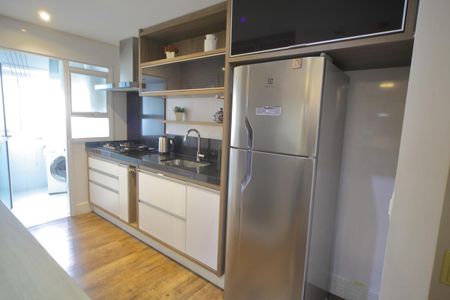 Apartamento para alugar com 93m², 3 quartos e 2 vagasCozinha 