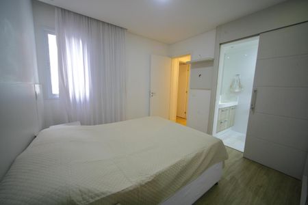Apartamento para alugar com 93m², 3 quartos e 2 vagasSuíte 