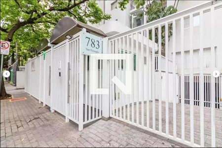 Apartamento para alugar com 60m², 2 quartos e 1 vagaFachada