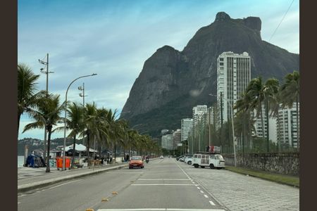 Apartamento para alugar com 260m², 4 quartos e 2 vagas Apartamento para alugar com 260m², 4 quartos e 2 vagasPraia de São Conrado