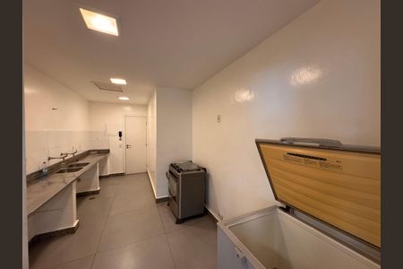 Apartamento para alugar com 260m², 4 quartos e 2 vagas Apartamento para alugar com 260m², 4 quartos e 2 vagasÁrea comum