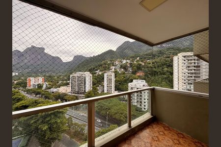 Apartamento para alugar com 260m², 4 quartos e 2 vagas Apartamento para alugar com 260m², 4 quartos e 2 vagasVaranda