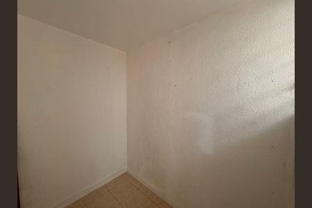 Apartamento para alugar com 260m², 4 quartos e 2 vagas Apartamento para alugar com 260m², 4 quartos e 2 vagasCozinha e Área de Serviço - Quarto 1