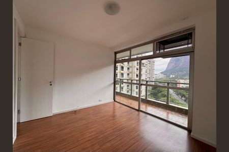 Apartamento para alugar com 260m², 4 quartos e 2 vagas Apartamento para alugar com 260m², 4 quartos e 2 vagasQuarto 2
