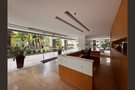 Apartamento para alugar com 260m², 4 quartos e 2 vagas Apartamento para alugar com 260m², 4 quartos e 2 vagasÁrea comum