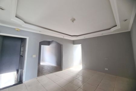 Casa à venda com 375m², 1 quarto e 2 vagasSala