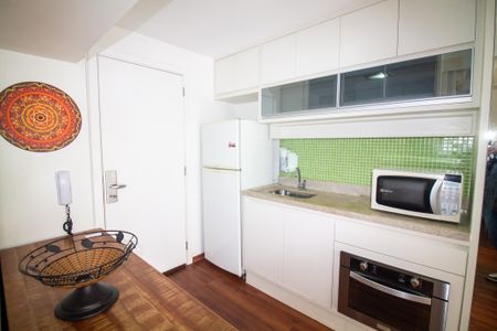 Cozinha de apartamento para alugar com 1 quarto, 42m² em Brooklin, São Paulo