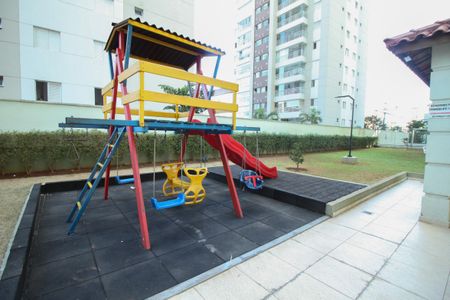 Apartamento para alugar com 70m², 3 quartos e 1 vaga Apartamento para alugar com 70m², 3 quartos e 1 vagaPlayground