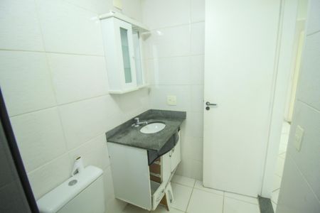 Apartamento para alugar com 70m², 3 quartos e 1 vaga Apartamento para alugar com 70m², 3 quartos e 1 vagaBanheiro