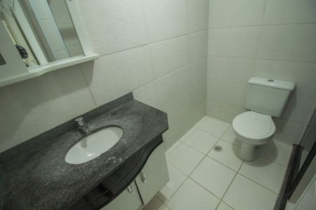 Apartamento para alugar com 70m², 3 quartos e 1 vaga Apartamento para alugar com 70m², 3 quartos e 1 vagaBanheiro da Suíte