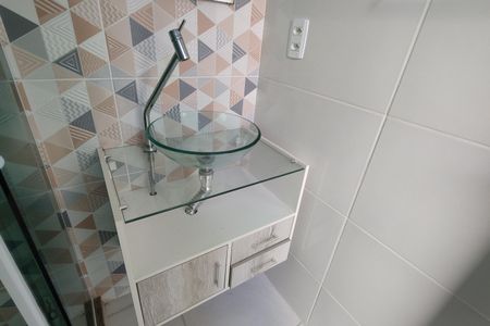 Casa de condomínio à venda com 290m², 4 quartos e 1 vaga Casa de condomínio à venda com 290m², 4 quartos e 1 vagaBanheiro 2