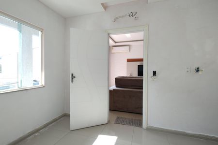 Casa de condomínio à venda com 290m², 4 quartos e 1 vaga Casa de condomínio à venda com 290m², 4 quartos e 1 vagaQuarto 1