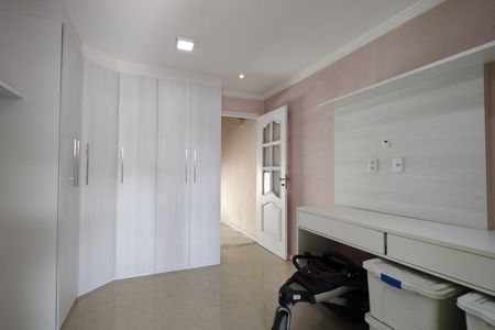 Casa de condomínio à venda com 290m², 4 quartos e 1 vaga Casa de condomínio à venda com 290m², 4 quartos e 1 vagaQuarto 4 - Armários