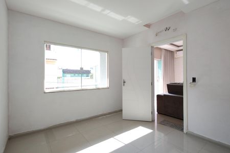 Casa de condomínio à venda com 290m², 4 quartos e 1 vaga Casa de condomínio à venda com 290m², 4 quartos e 1 vagaQuarto 1