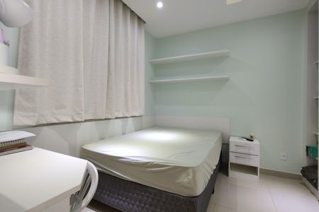 Casa de condomínio à venda com 290m², 4 quartos e 1 vaga Casa de condomínio à venda com 290m², 4 quartos e 1 vagaQuarto 2 - Armários