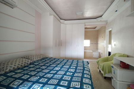 Casa de condomínio à venda com 290m², 4 quartos e 1 vaga Casa de condomínio à venda com 290m², 4 quartos e 1 vagaQuarto 3 - Suíte