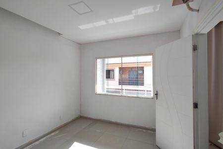Casa de condomínio à venda com 290m², 4 quartos e 1 vaga Casa de condomínio à venda com 290m², 4 quartos e 1 vagaQuarto 1