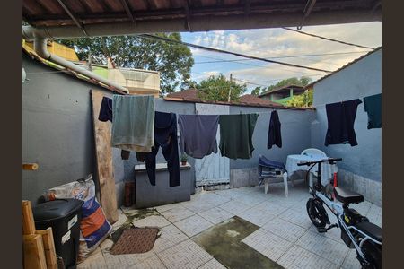 Casa de condomínio à venda com 107m², 2 quartos e 1 vaga