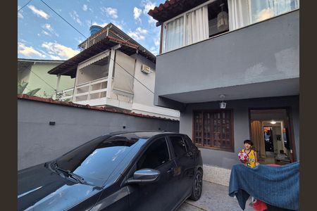 Casa de condomínio à venda com 107m², 2 quartos e 1 vaga