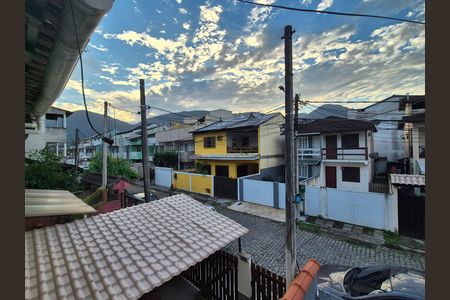 Casa de condomínio à venda com 107m², 2 quartos e 1 vaga