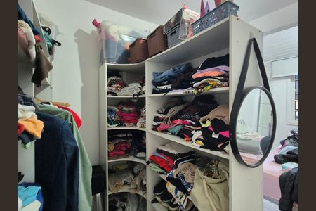 Casa de condomínio à venda com 107m², 2 quartos e 1 vaga