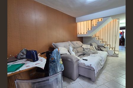 Casa de condomínio à venda com 107m², 2 quartos e 1 vaga
