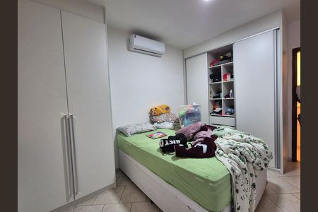 Casa de Condomínio à venda com 2 quartos, 107m² em Vargem Grande, Rio de Janeiro