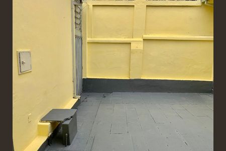 Casa à venda com 260m², 4 quartos e sem vagaÁrea externa