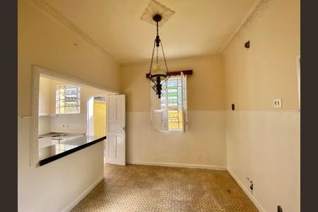 Sala  de casa à venda com 4 quartos, 260m² em Carlos Prates, Belo Horizonte