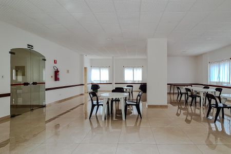 Apartamento à venda com 62m², 2 quartos e 1 vaga Apartamento à venda com 62m², 2 quartos e 1 vagaÁrea comum - Salão de festas