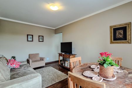 Sala de apartamento à venda com 2 quartos, 62m² em Vila Ipojuca, São Paulo