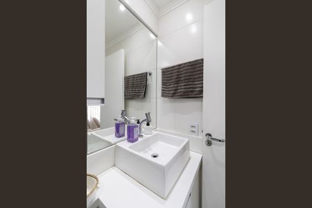 Apartamento para alugar com 54m², 2 quartos e 1 vaga Apartamento para alugar com 54m², 2 quartos e 1 vagaBanheiro