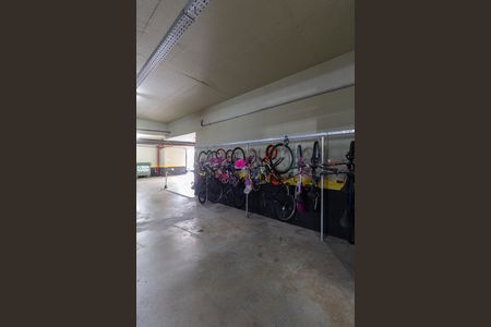 Apartamento para alugar com 54m², 2 quartos e 1 vaga Apartamento para alugar com 54m², 2 quartos e 1 vagaÁrea Comum - Bicicletário