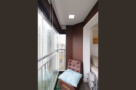 Sacada de apartamento para alugar com 2 quartos, 54m² em Itaquera, São Paulo