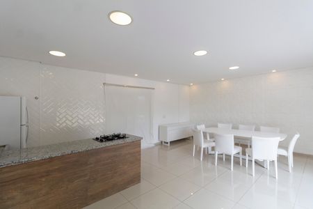 Apartamento para alugar com 54m², 2 quartos e 1 vaga Apartamento para alugar com 54m², 2 quartos e 1 vagaÁrea Comum - Salão de Festas