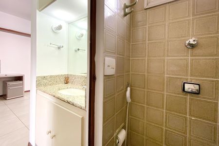 Apartamento para alugar com 50m², 1 quarto e 1 vaga Apartamento para alugar com 50m², 1 quarto e 1 vagaBanheiro