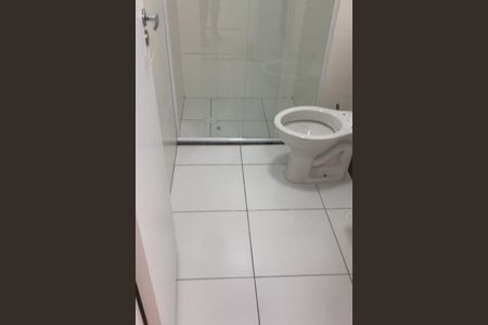 Banheiro de apartamento à venda com 2 quartos, 38m² em Jardim Helena, São Paulo