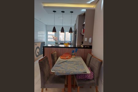 Casa de condomínio à venda com 125m², 3 quartos e 2 vagas Casa de condomínio à venda com 125m², 3 quartos e 2 vagasSala de Jantar
