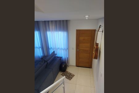 Casa de condomínio à venda com 125m², 3 quartos e 2 vagas Casa de condomínio à venda com 125m², 3 quartos e 2 vagasSala