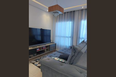 Sala de casa de condomínio para alugar com 3 quartos, 125m² em Chácara do Solar II (Fazendinha), Santana de Parnaíba